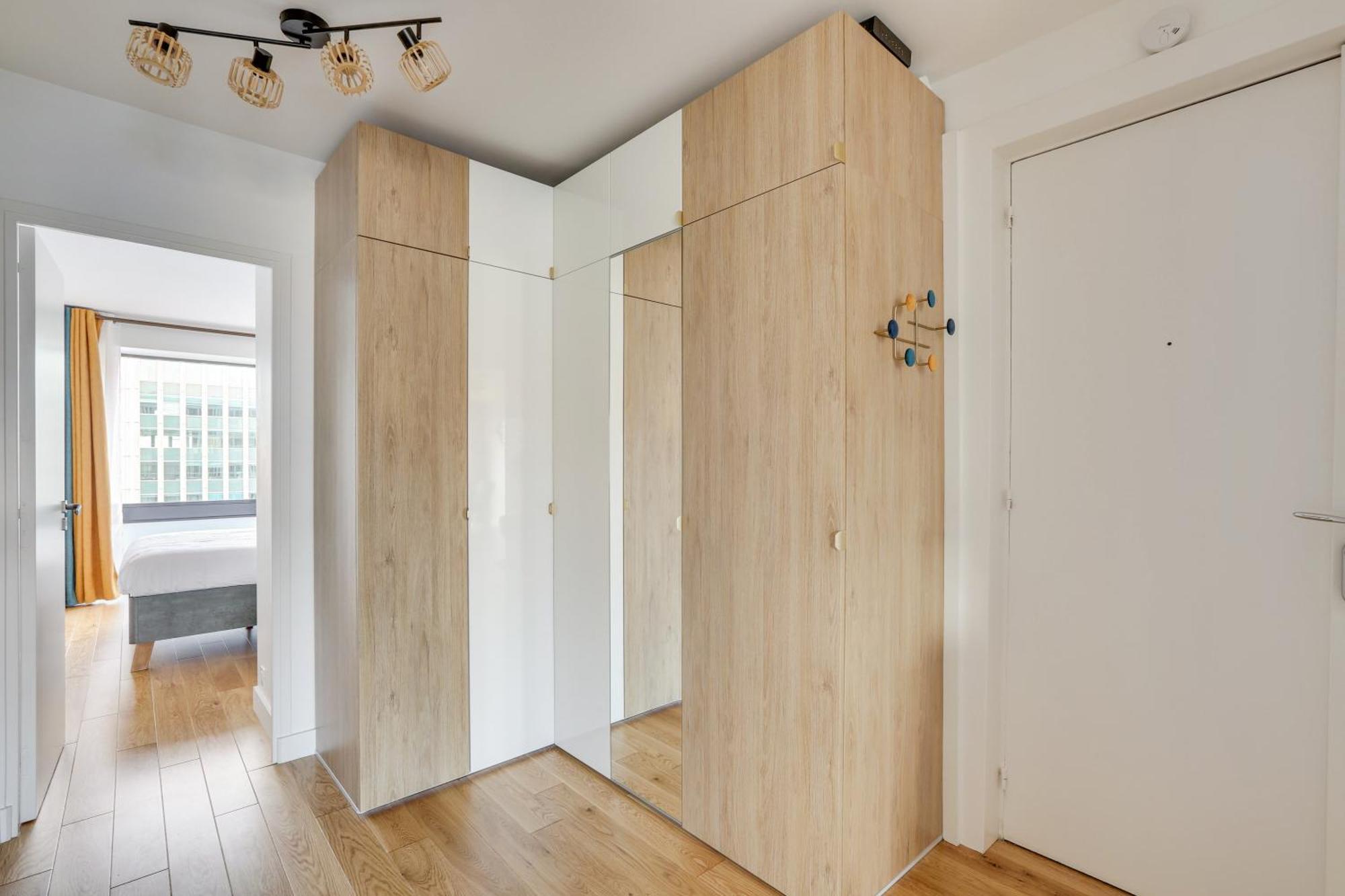 Paris Luxury Apartment 75M2 With Eiffel Tower View, 1 Min Metro, Parking エクステリア 写真
